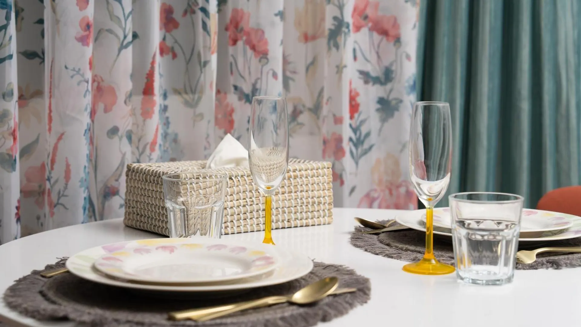 Appartamento Close To Mall With Private Toilet, Free Wi-Fi And Parking Toronto Alloggio in famiglia